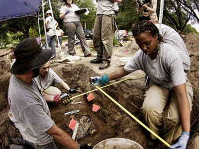 Ομαδικός τάφος με 52 σορούς βρέθηκε στο Τέξας