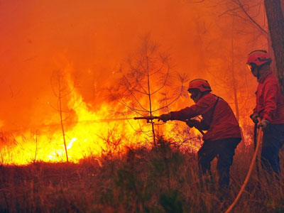 Πορτογαλία: Δύο μεγάλες πυρκαγιές ξέσπασαν στα κεντρικά της χώρας