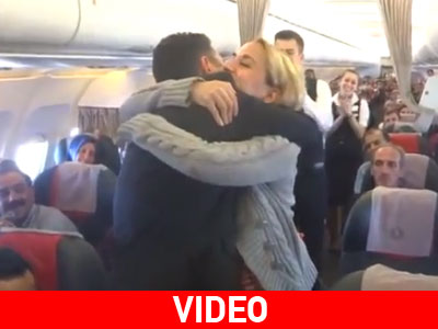 Πρόταση γάμου στους… αιθέρες από πιλότο της Turkish Airlines