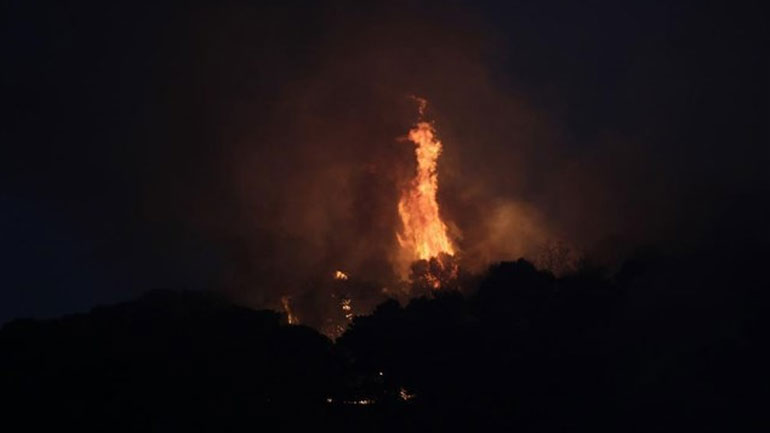 Καλύτερη εικόνα παρουσιάζει η πυρκαγιά στη Ρόδο