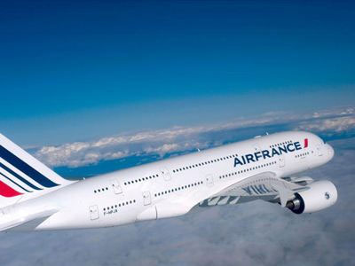 Υποχώρησε η Air France στις πιέσεις των πιλότων