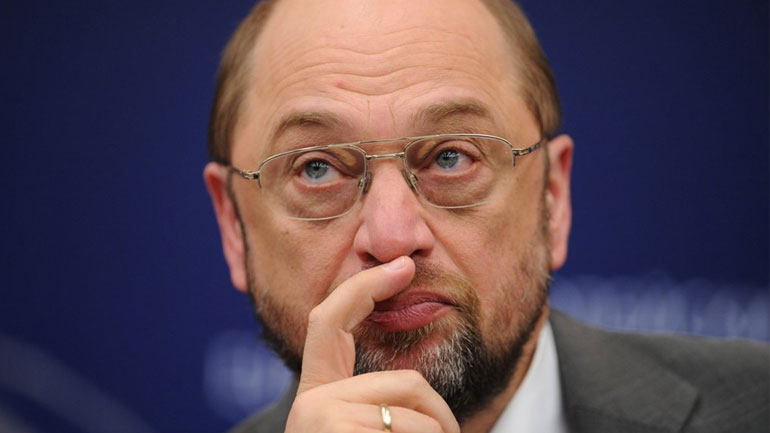 Σουλτς: «Είμαι εκνευρισμένος από τα παιχνιδάκια της κυβέρνησης Τσίπρα»