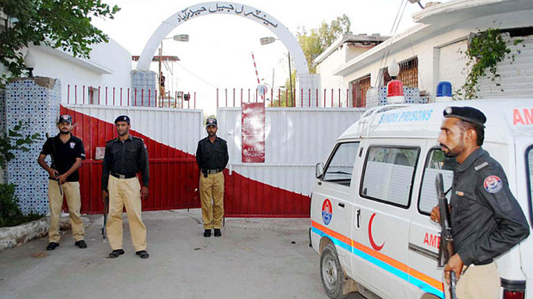 Πακιστάν: Ένοχος 10χρονος επειδή είχε σχέση με παντρεμένη 40άρα