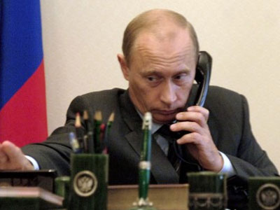 Τηλεφωνικές επαφές με Ολάντ, Ποροσένκο, Μέρκελ θα έχει ο Πούτιν