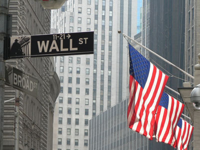 Κέρδη στη Wall Street έφερε η Fed