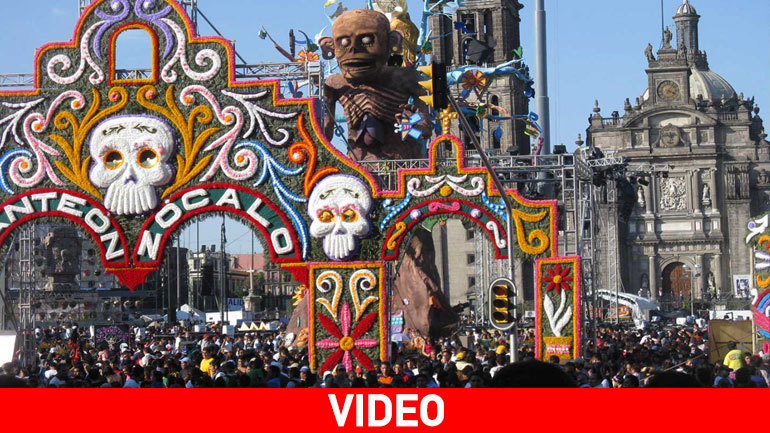 Μεξικό: Παρέλαση για την «Ημέρα των Νεκρών»