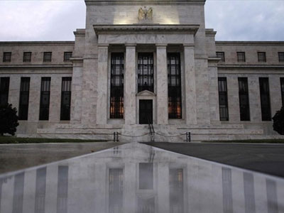 Fed: «Υπομονή» για την πρώτη αύξηση του επιτοκίου