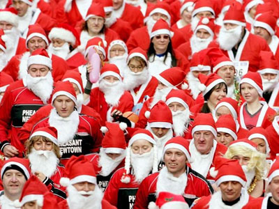 Κροατία: Εκατοντάδες Αγιοβασίληδες τρέχουν για φιλανθρωπικό σκοπό