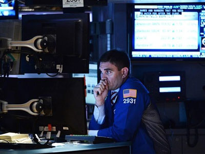 Πτωτικό κλείσιμο για τη Wall Street