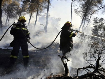 Σε ύφεση η φωτιά στην ανατολική Μάνη