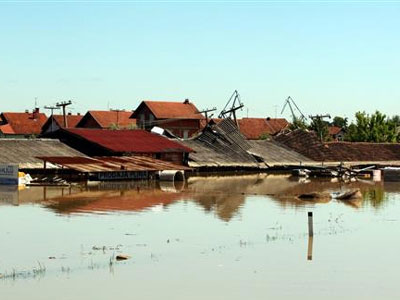 Σερβία: Στα 42 εκατ. ευρώ αποτιμάται η ζημιά από τις πλημμύρες