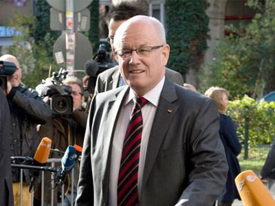 CDU: «Να κρατήσουμε οπωσδήποτε την Ελλάδα στο ευρώ»