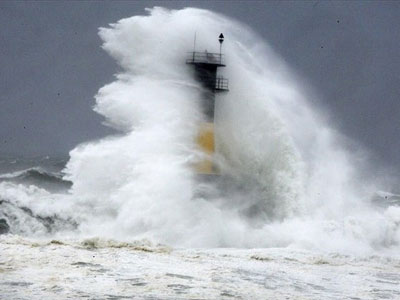 Προς τα νησιά της Χαβάης κατευθύνεται ο τυφώνας Ιζέλ
