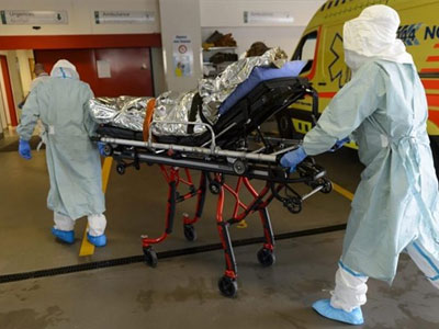 Στο Μέριλαντ μεταφέρεται νοσοκόμα που εκτέθηκε στον Έμπολα