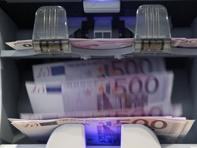 Στα δέκα δις ευρώ έπεσε η συμμετοχή του ΤΧΣ στις τράπεζες