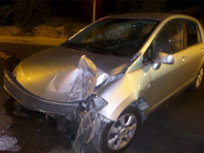 Ρόδος: Αυτοκίνητο «καρφώθηκε» σε κολώνα της ΔΕΗ