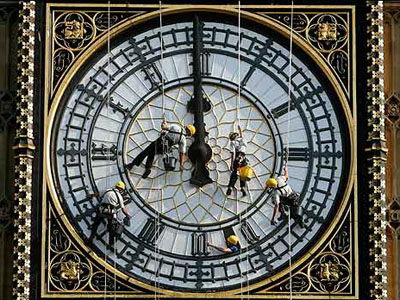 Βρετανία: Δημόσιοι υπάλληλοι με «ελληνικές ρίζες»