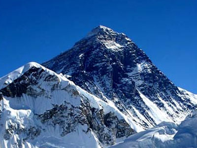 Συνεδρίαση στη σκιά του Everest