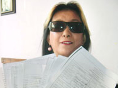 Κλήση για παρακώλυση κυκλοφορίας σε… τραβεστί