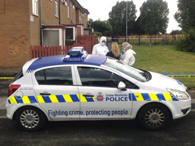 Χαροπαλεύει 13χρονη που πήγε να σώσει τον πατέρα της