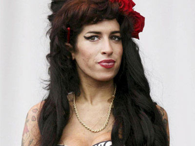Στο χειρουργείο η Amy Winehouse