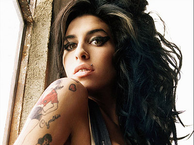 Δεν μπορεί να συγκεντρωθεί η Amy