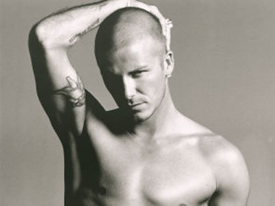 Πάρκαραν το Enterprise… και πήγαν στο πάρτι