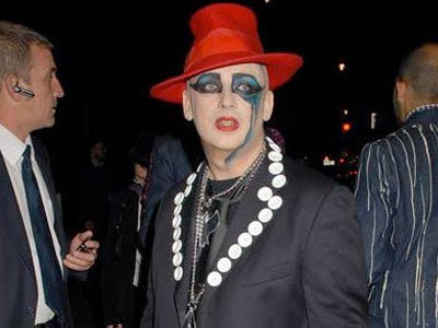 Boy George εναντίον ψύχους