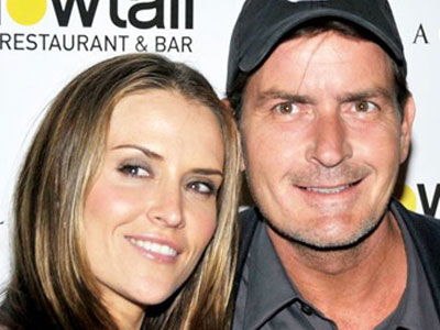 Ο Charlie Sheen δεν θέλει διαζύγιο