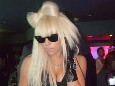 Θα γεμίσει τέρατα η σκηνή