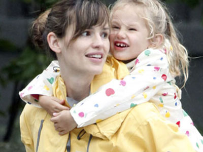 Παίζοντας… στην βροχή