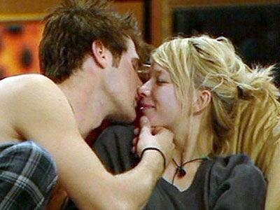 Katia Ivanova: Τουλάχιστον ο Jonas πλένεται συχνά…