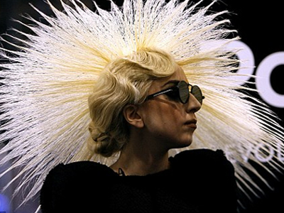 Ένα καπέλο από τα μαλλιά της