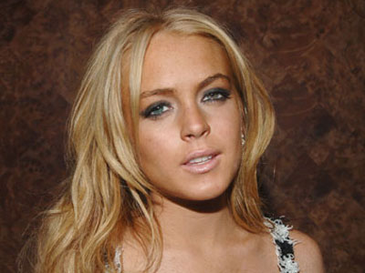 Παραμένει υπό επιτήρηση η Lindsay Lohan