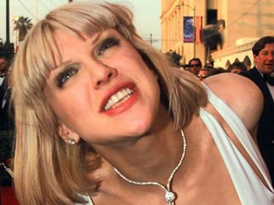 Η Courtney Love θέλει να αποδείξει πως είναι «καθαρή»
