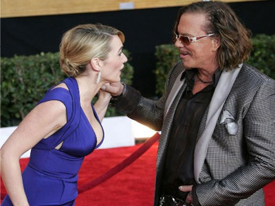 Mickey Rourke: Η κοπέλα μου είναι δώρο εξ ουρανού