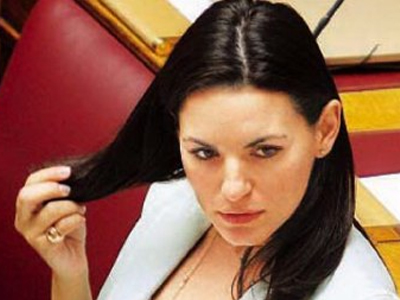 Παντρεύτηκε η Όλγα Κεφαλογιάννη με τον Μάνο Πενθερουδάκη