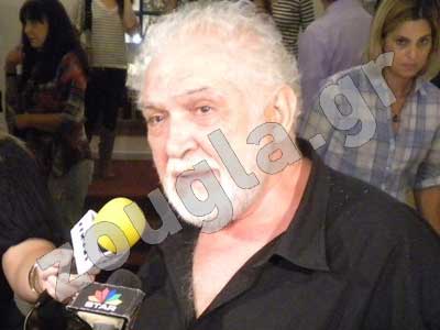 Όταν η πολιτική πάει… θέατρο