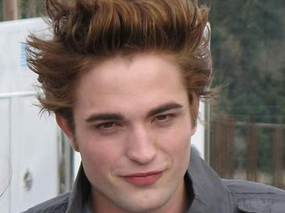 Τελικά είναι μόνος;