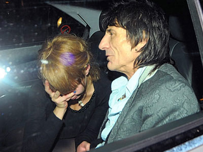 Όλα τα «άπλυτα» στη φόρα από την Ekaterina…