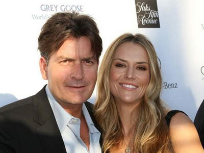 Δεν θέλει τον Charlie Sheen η πεθερά του