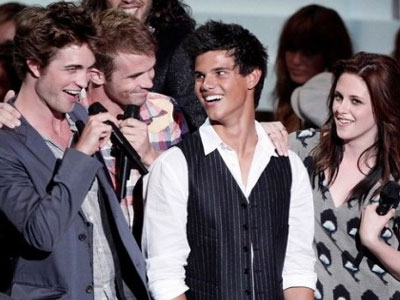 Το σενάριο του «Eclipse» στο internet