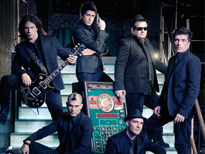 Οι 15 50 Live στο 4711 στο Closing Party της AXDW