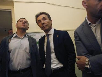 Γεωργία: Ο ηγέτης της αντιπολίτευσης Ιβανισβίλι ανακοίνωσε τη νίκη του στις εκλογές