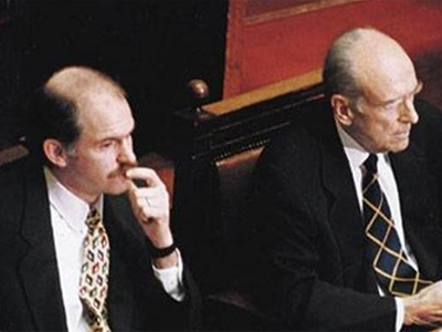 Όνομα βαρύ σαν ιστορία