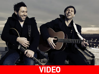 Ο Γιώργος και ο Σταύρος Μυλωναδάκης στη μουσική σκηνή ELIART