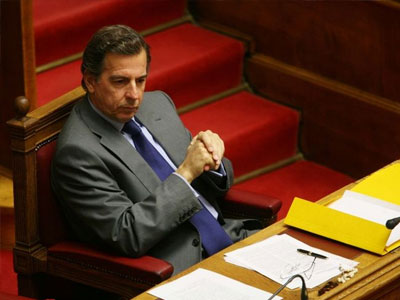 Ολοκληρώθηκε η επέμβαση που υπεβλήθη ο Μ. Λιάπης Ολοκληρώθηκε η επέμβαση που υπεβλήθη ο Μ. Λιάπης