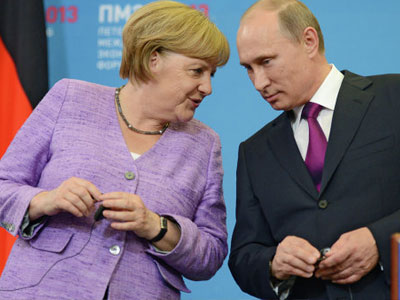 Συνομιλία Μέρκελ-Πούτιν για την Ουκρανία