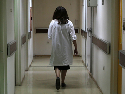 Κυβέρνηση προς γιατρούς: Διαλέξτε ή το ιατρείο ή τον ΕΟΠΥΥ Κυβέρνηση προς γιατρούς: Διαλέξτε ή το ιατρείο ή τον ΕΟΠΥΥ