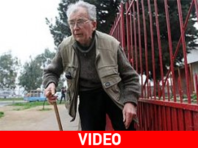 Πέθανε ο ιερέας που είχε αντιταχθεί στον Πινοσέτ